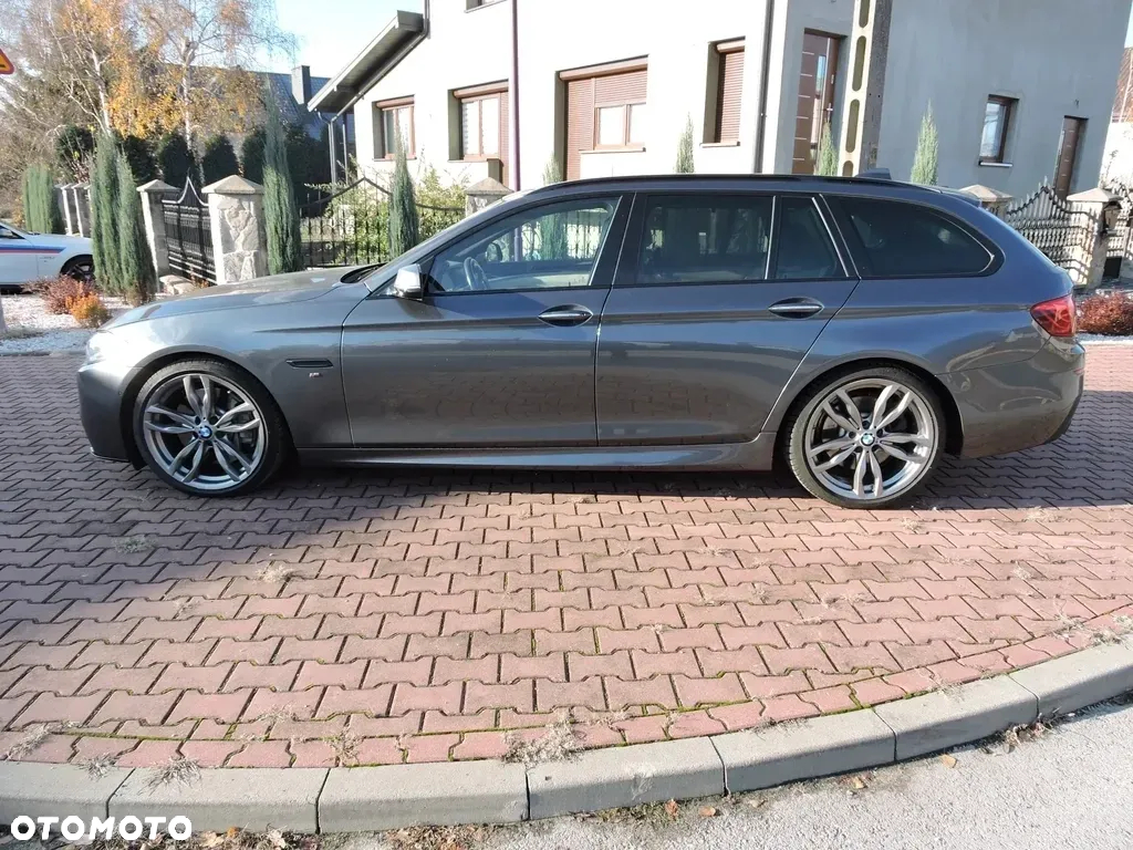 BMW Seria 5 M550d xDrive Touring Sport-Aut - 10