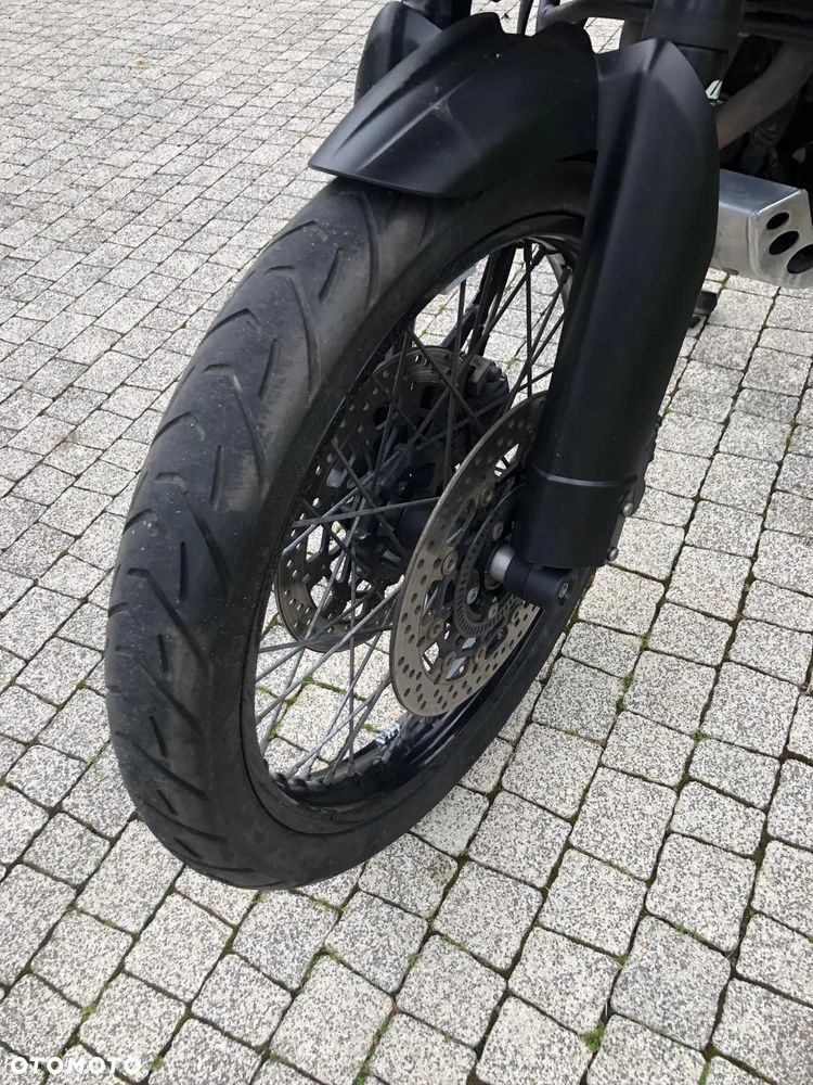 Triumph Tiger - 8