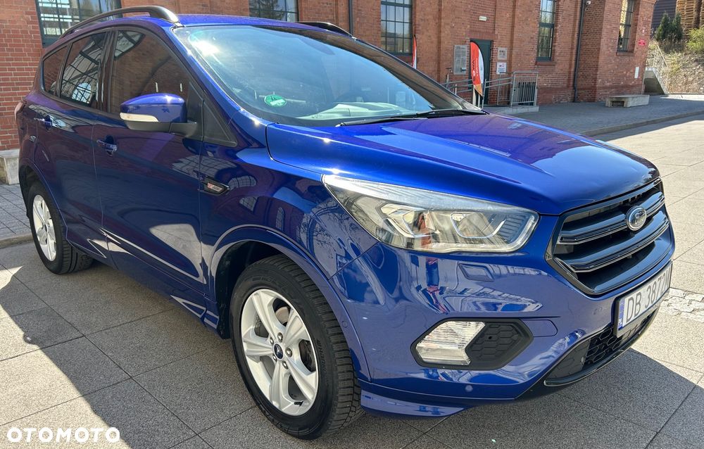 Ford Kuga 1.5 EcoBoost 2x4 Titanium - 4