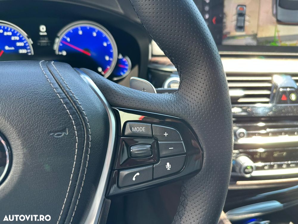BMW Seria 5 530d AT - 18