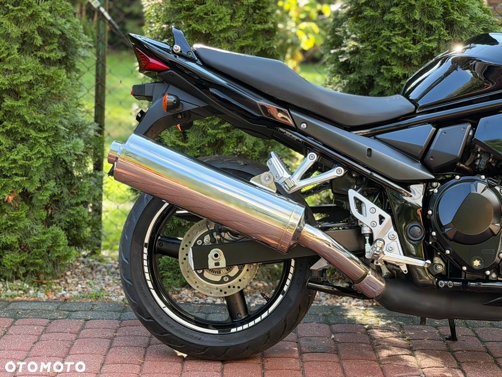 Suzuki GSX - 9