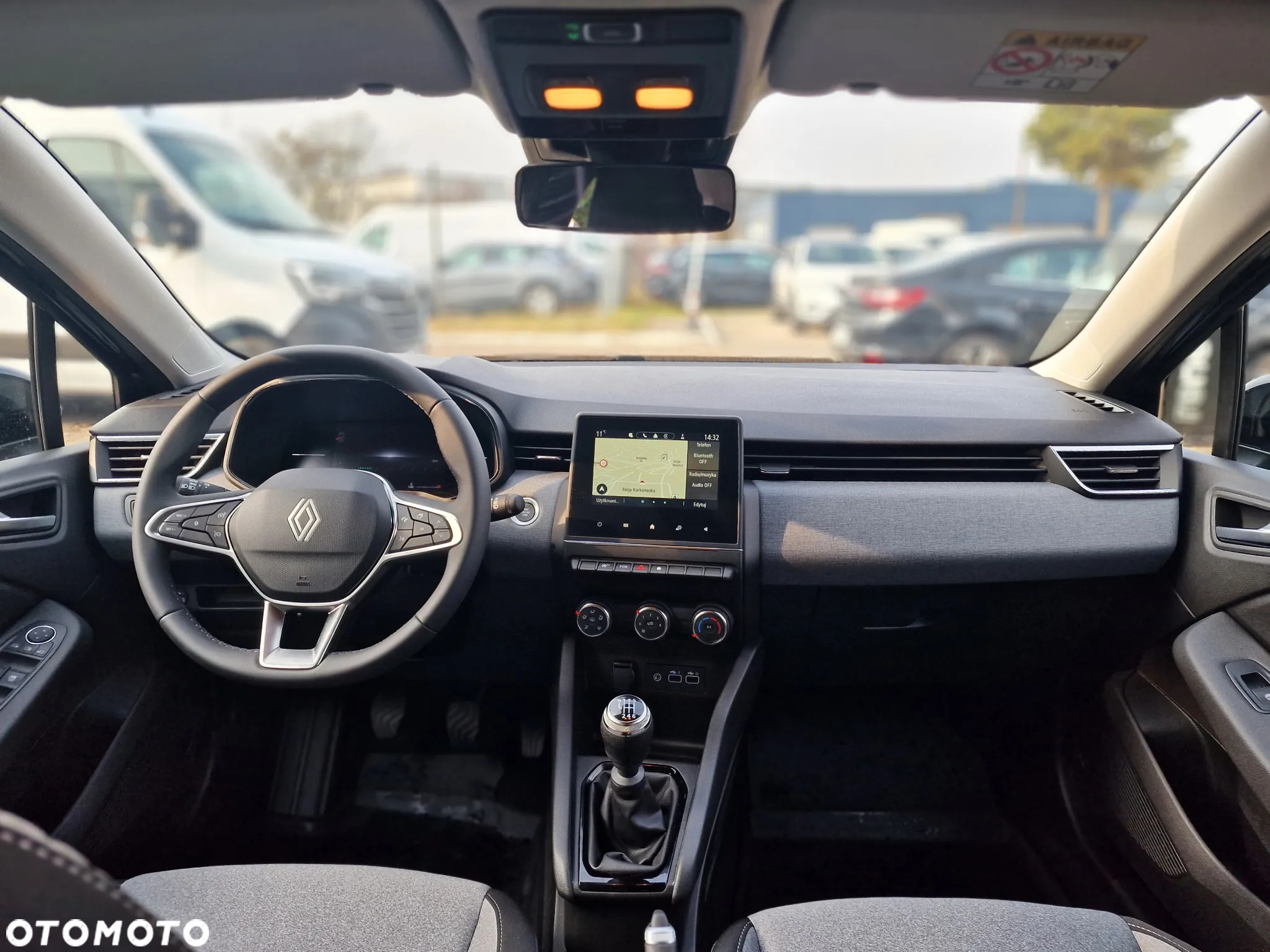 Renault Clio - 7