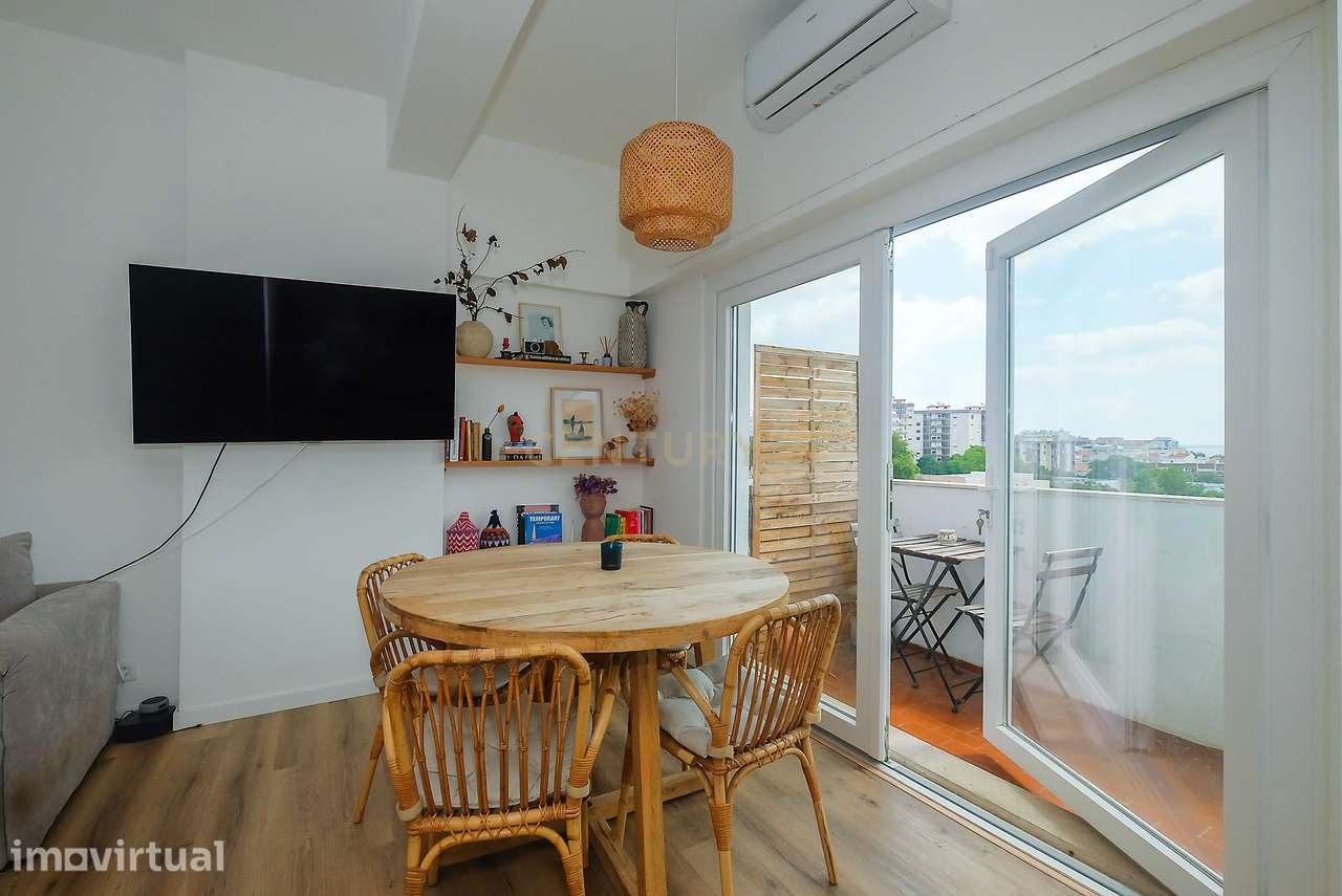 Apartamento T2 Remodelado no Pragal , Almada - Grande imagem: 5/25