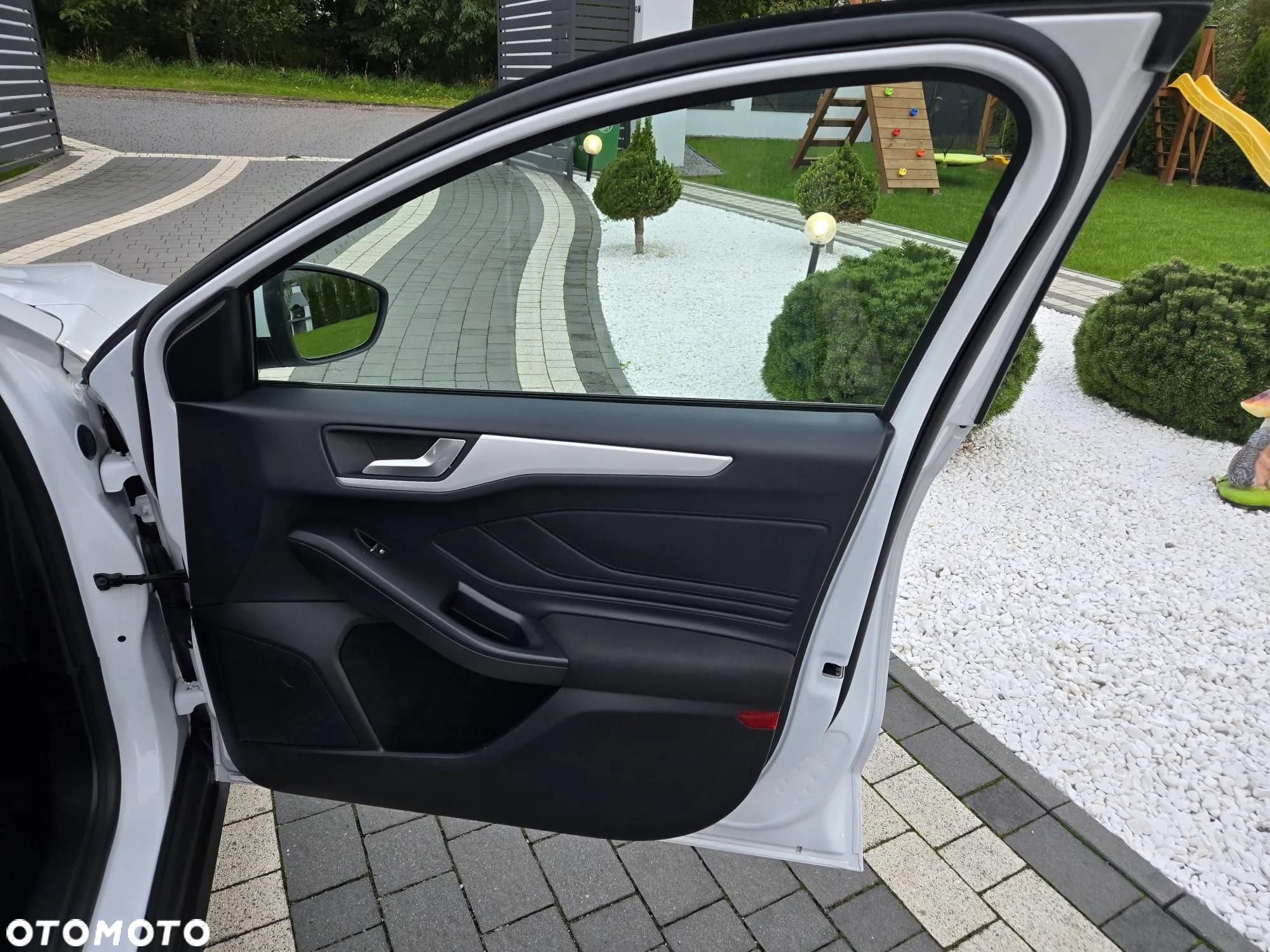 Ford Focus 1.0 EcoBoost Hybrid ACTIVE X - 15
