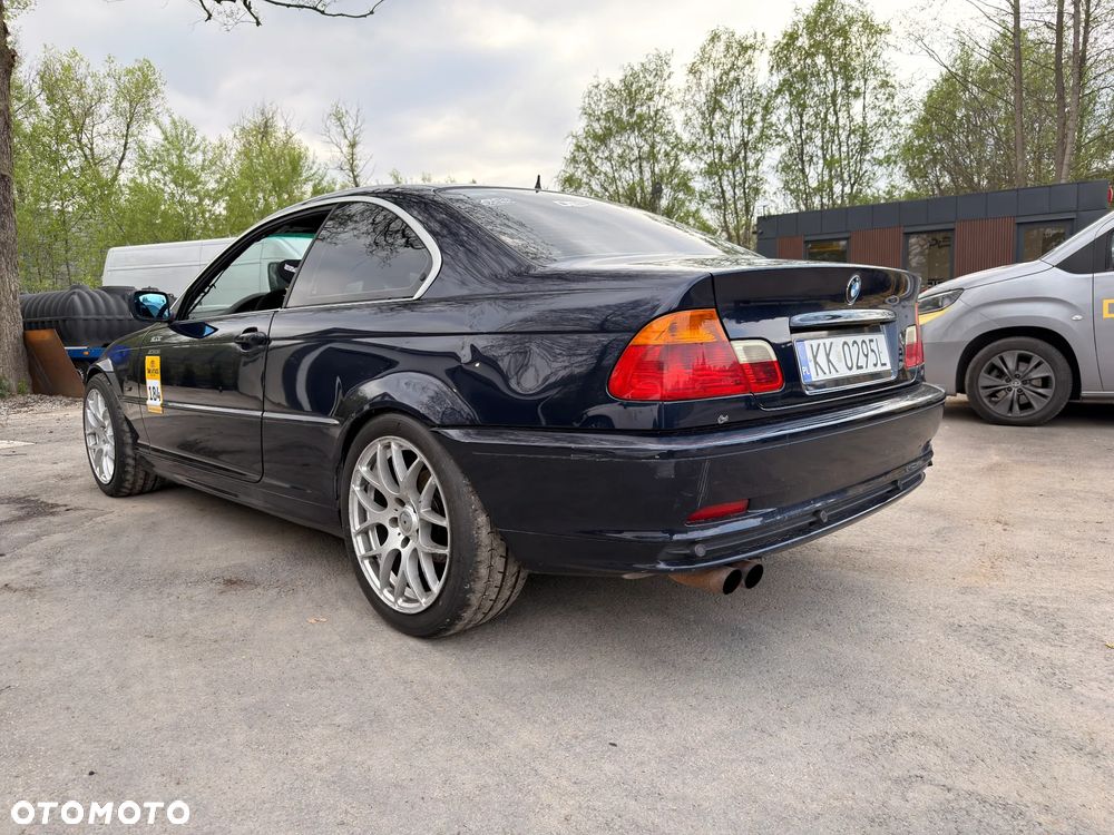 BMW Seria 3 330Ci - 4
