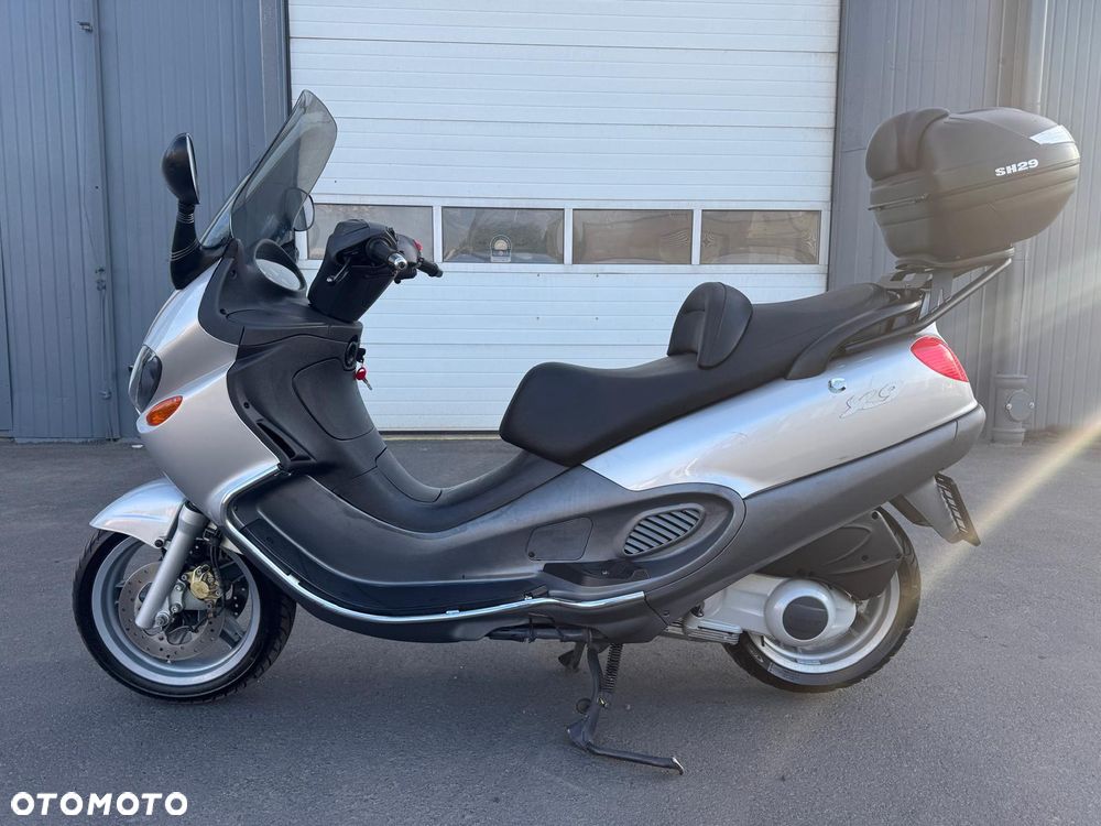 Piaggio X9 - 2