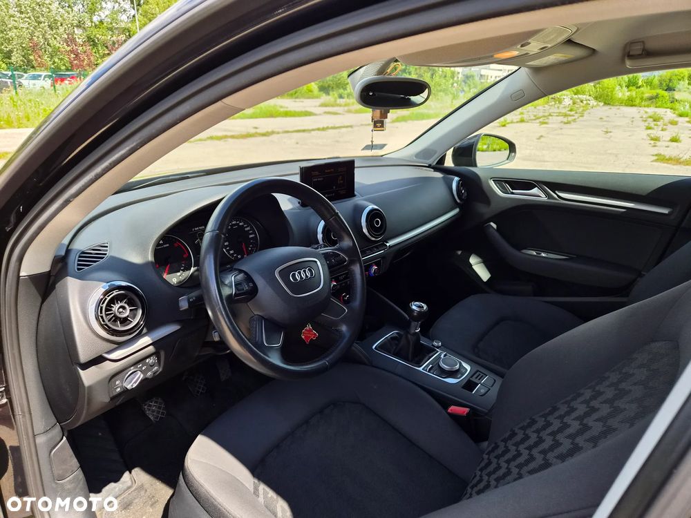 Audi A3 Sportback 1.6 TDI Attraction - 10
