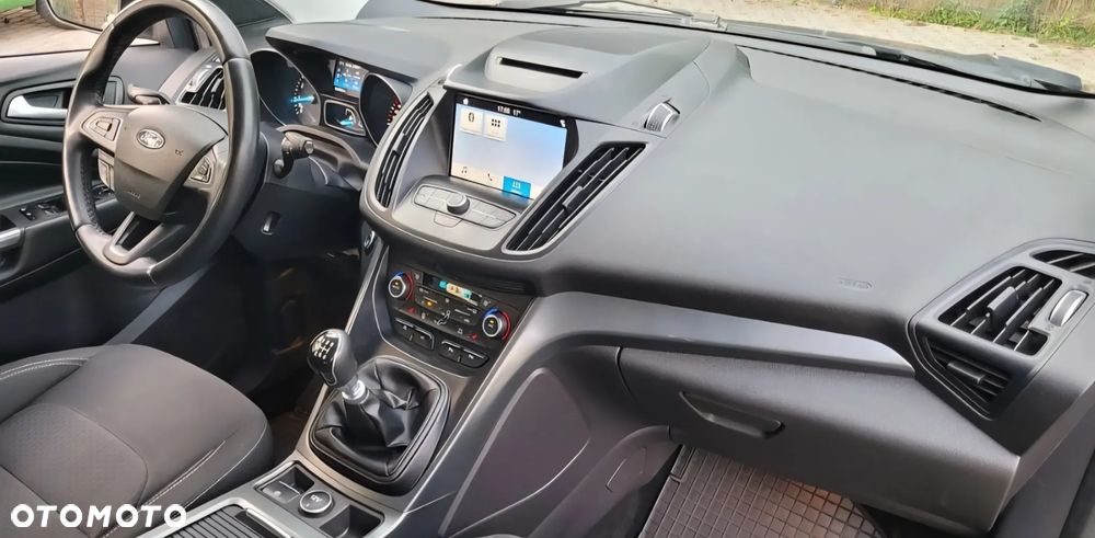 Ford Kuga 1.5 EcoBoost FWD Trend ASS GPF - 6