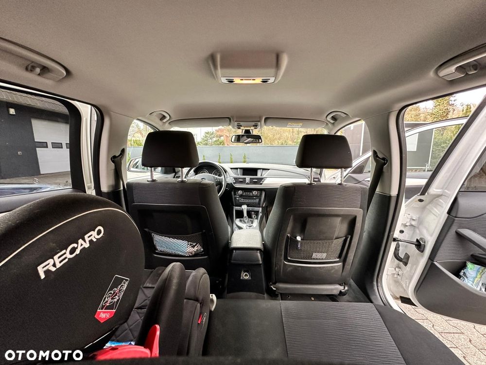 BMW X1 sDrive18d - 16