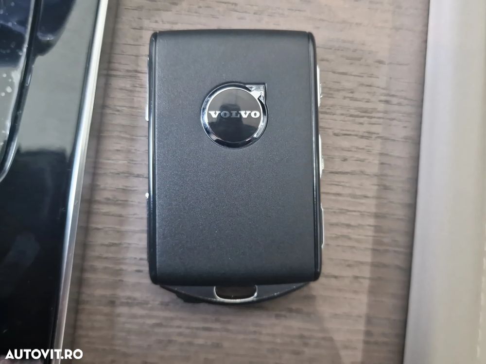 Volvo XC 90 - 25