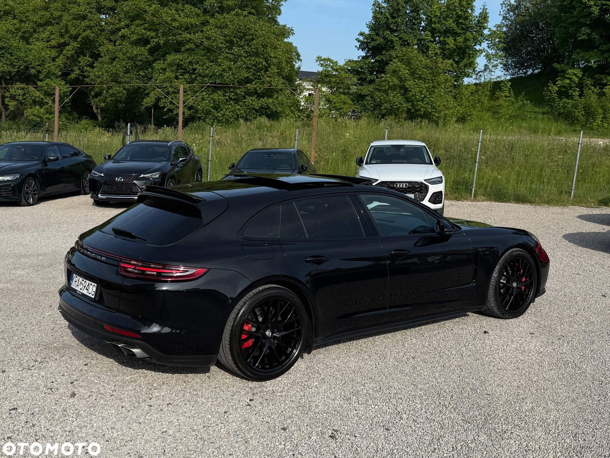 Porsche Panamera Turbo Sport Turismo - 11