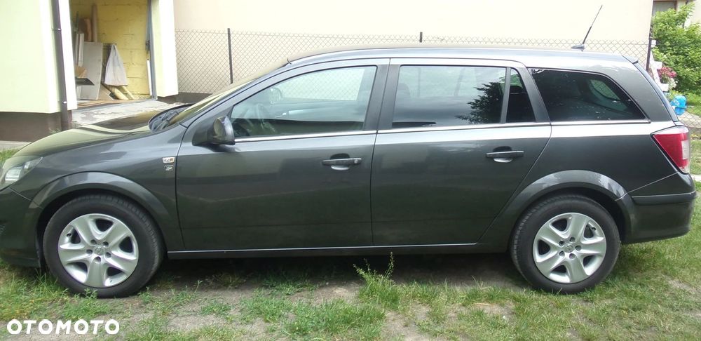 Opel Astra 1.7 CDTI DPF (119g) Edition 111 Jahre - 4
