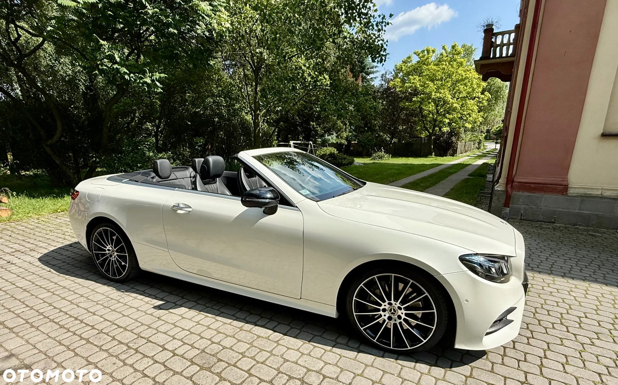 Mercedes-Benz Klasa E 350 Kabriolet 9G-TRONIC - 25