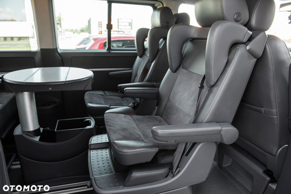 Volkswagen Multivan - 29