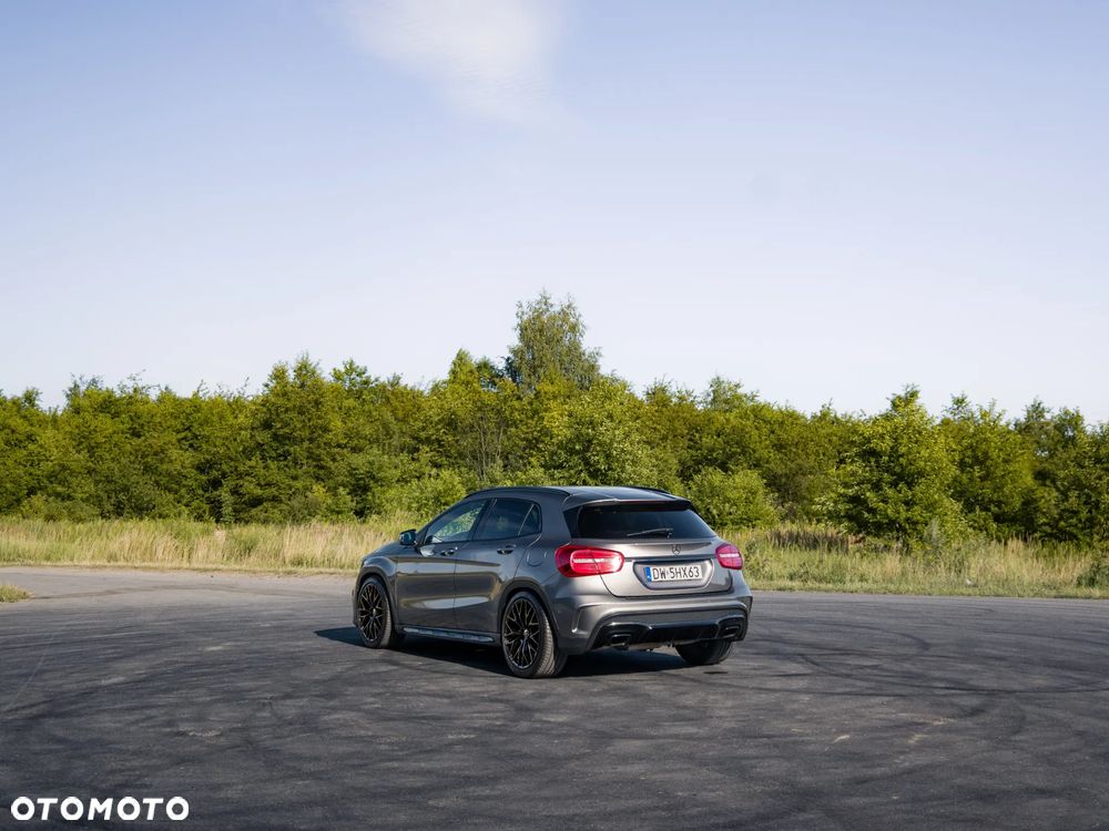 Mercedes-Benz GLA 200 7G-DCT AMG Line - 7