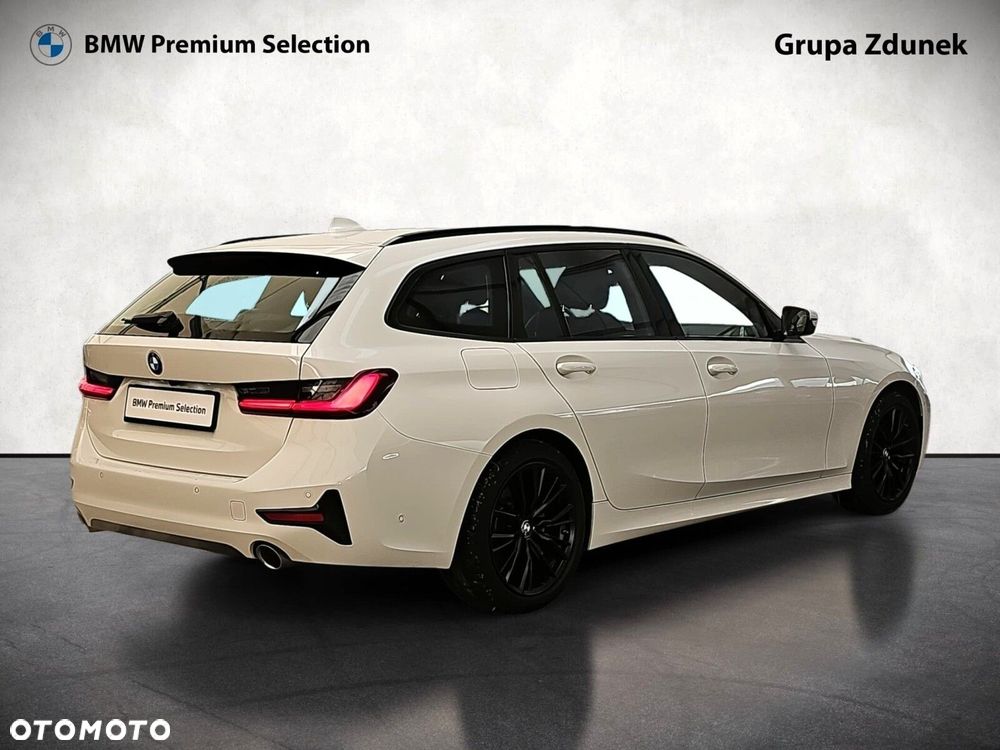 BMW Seria 3 320d xDrive Sport Line sport - 5