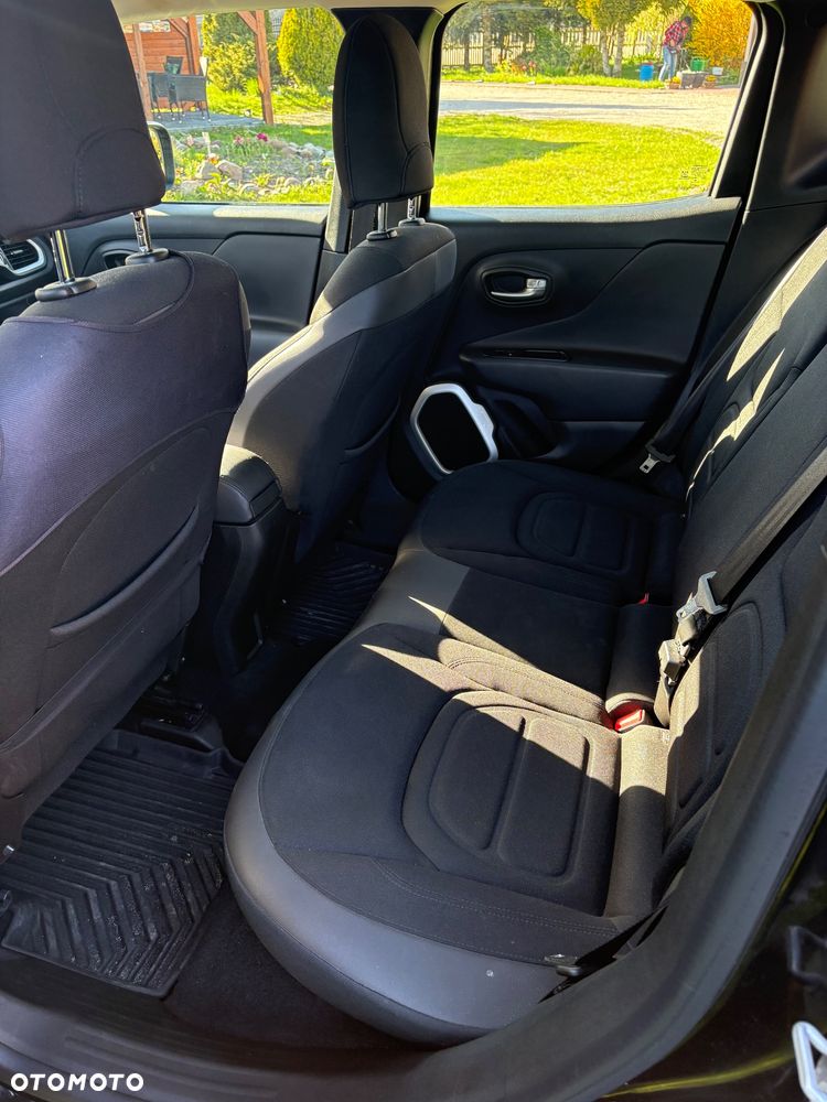 Jeep Renegade - 14