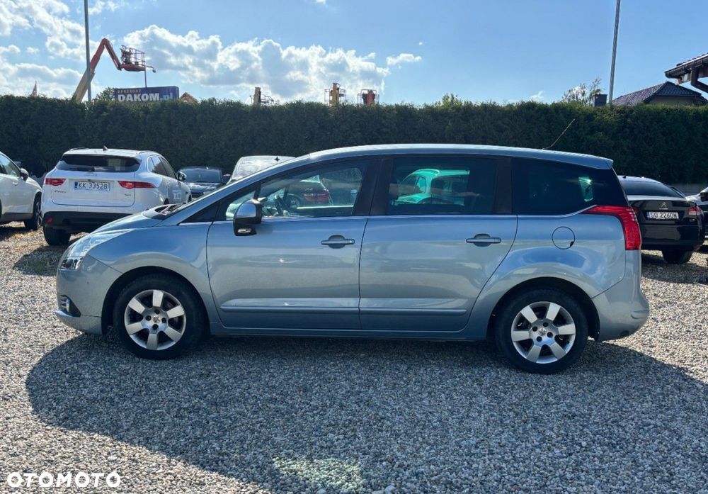 Peugeot 5008 - 3