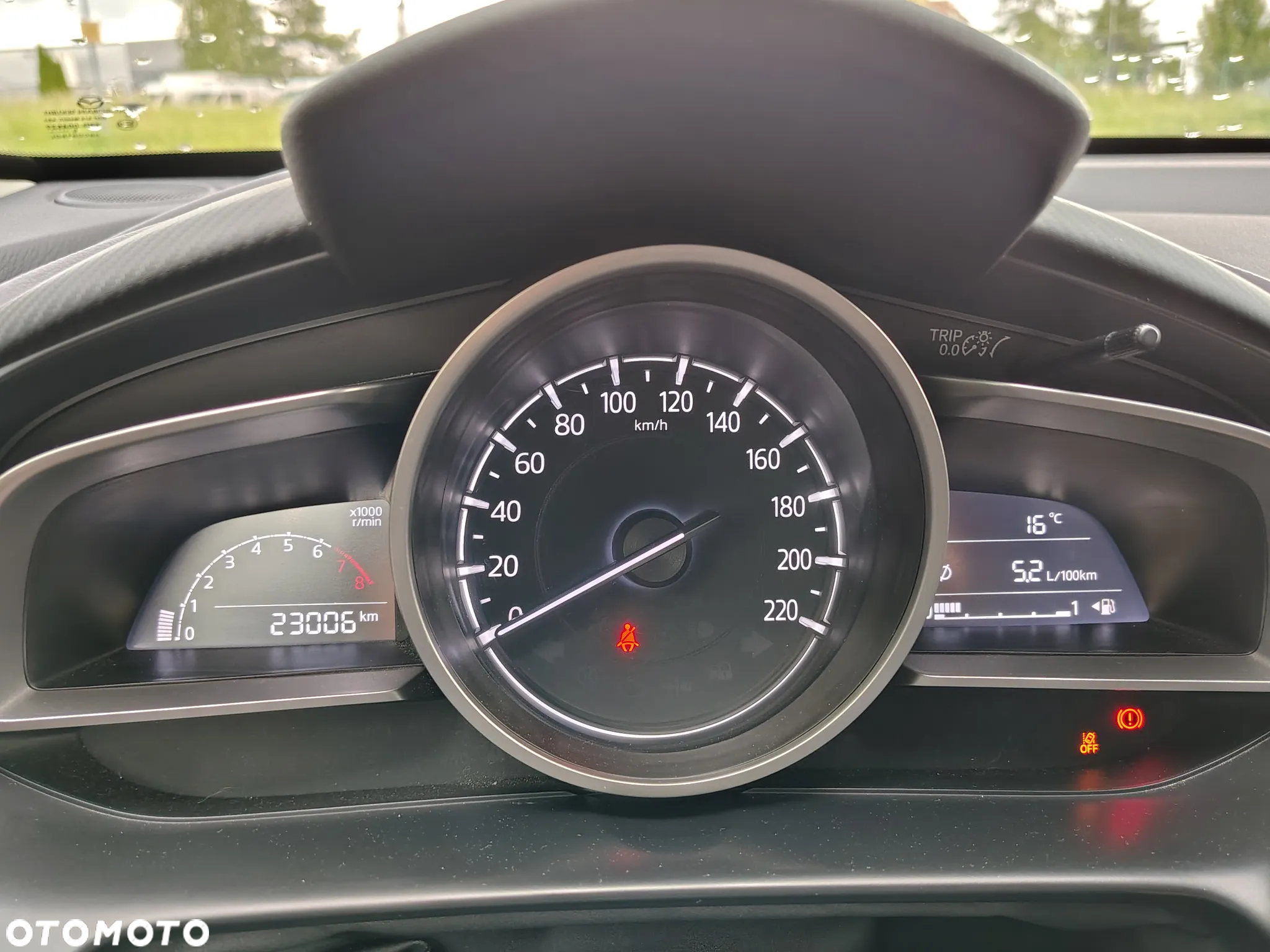 Mazda 2 - 13