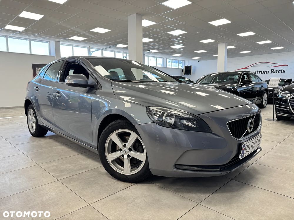 Volvo V40 D2 - 17