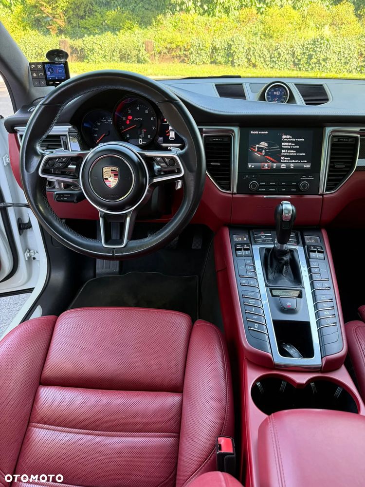 Porsche Macan GTS - 17