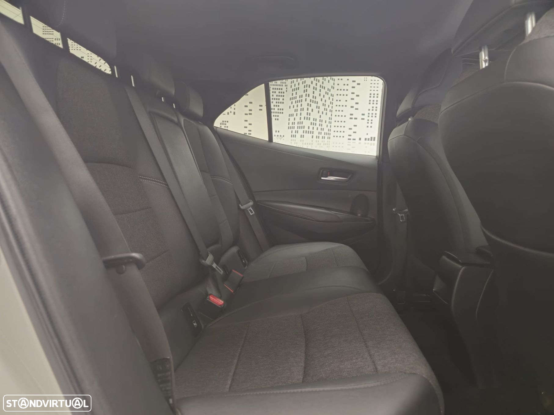 Toyota Corolla 1.8 Hybrid Comfort+P.Sport - 7