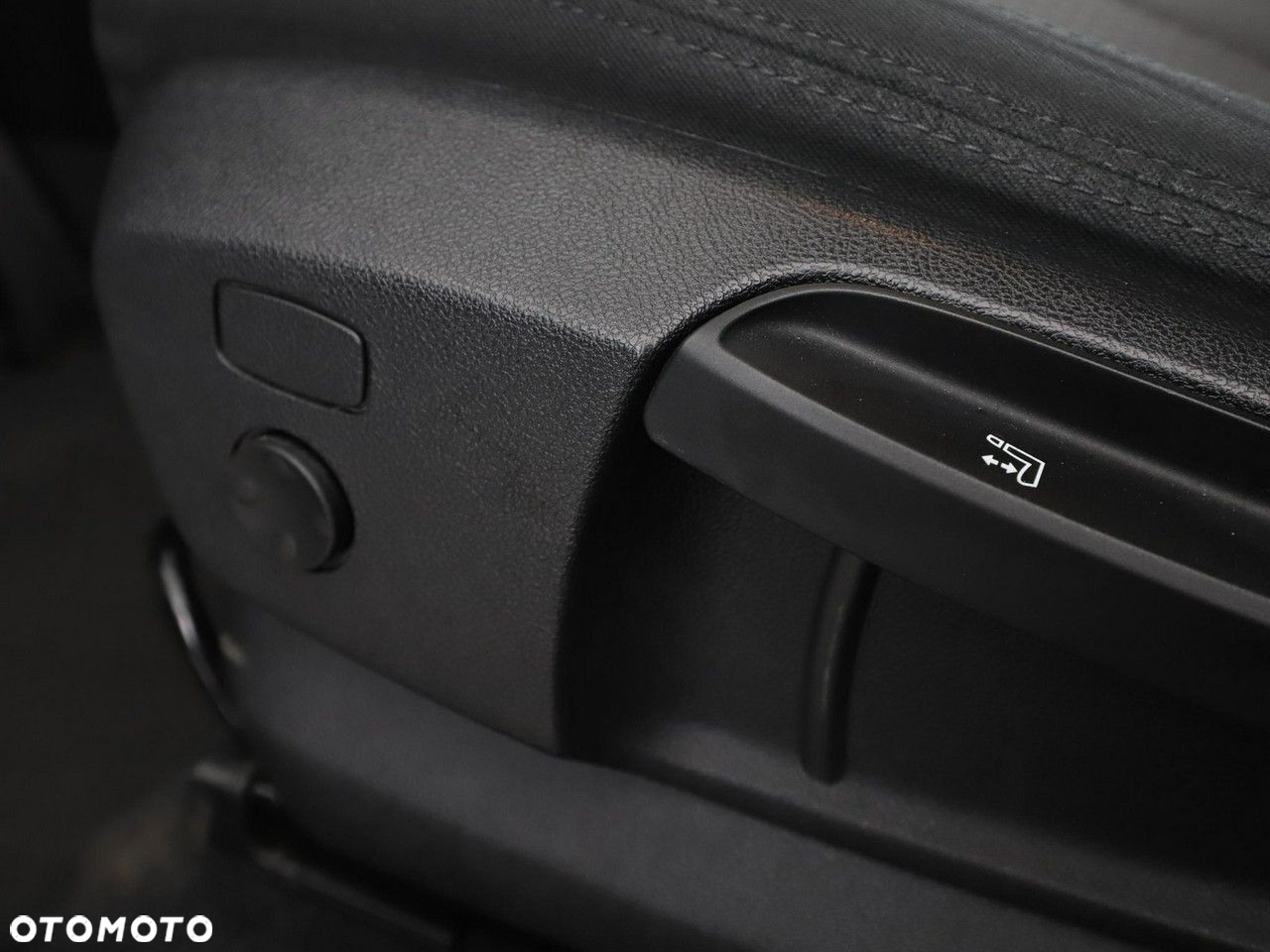 BMW X1 sDrive18d Advantage - 36