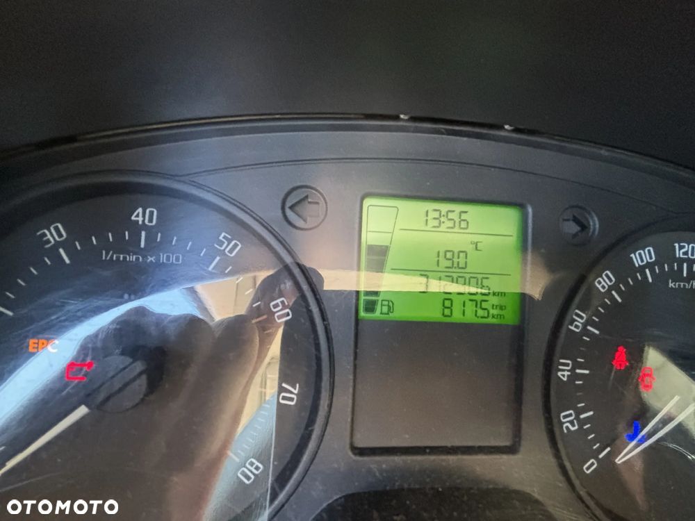 Skoda Fabia 1.4 16V Ambition - 5