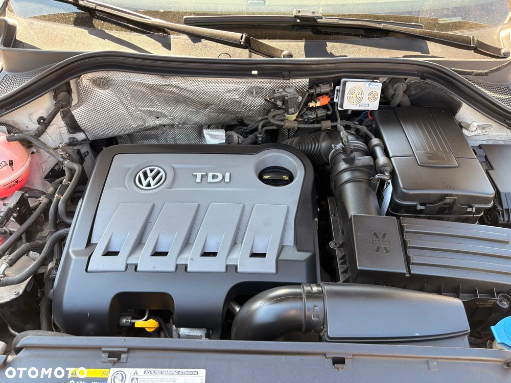 Volkswagen Tiguan 2.0 TDI 4Mot R-Style - 25