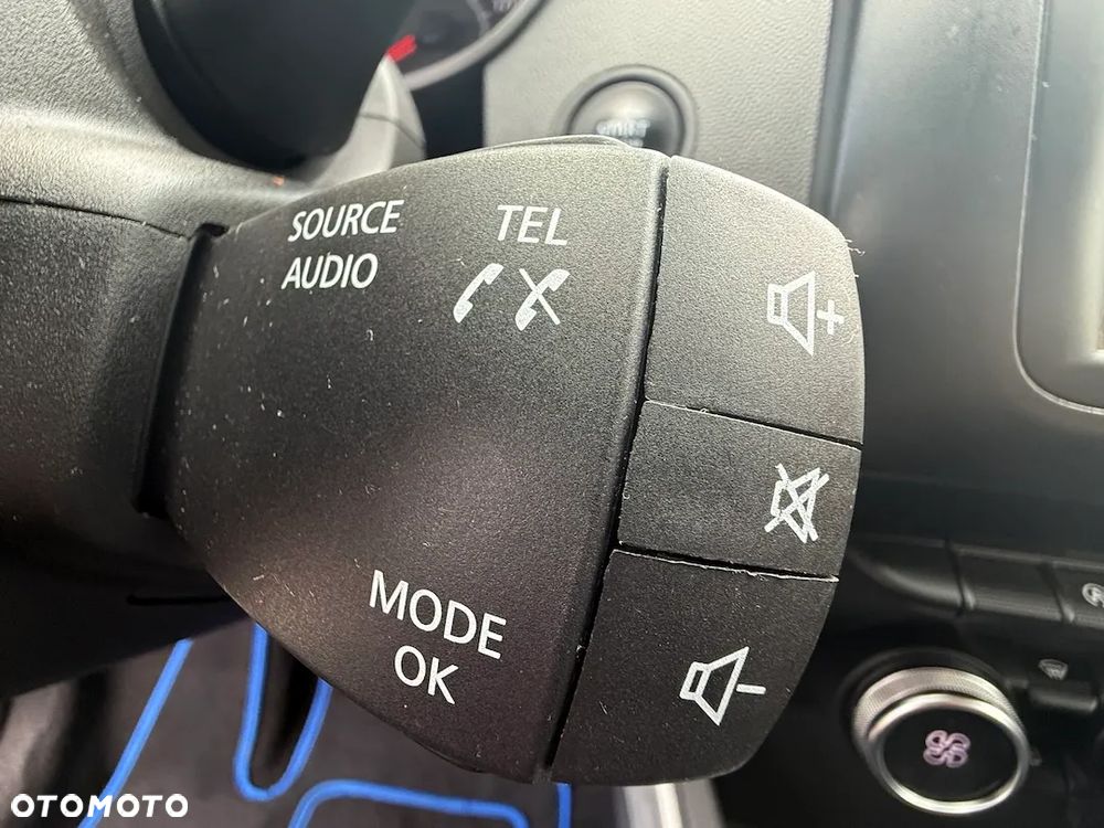 Dacia Duster 1.0 TCe SL Celebration - 22