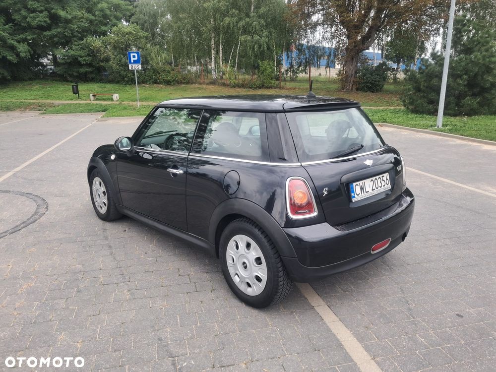 MINI ONE - 3