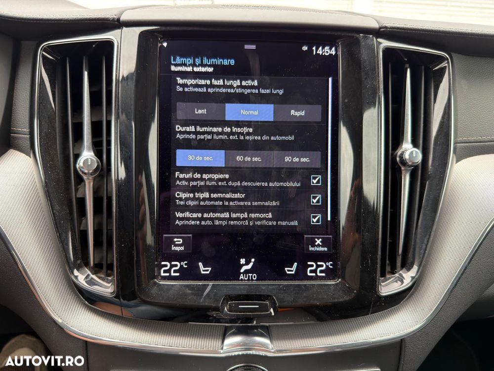 Volvo XC 60 B5 MHEV AT8 AWD Inscription - 24