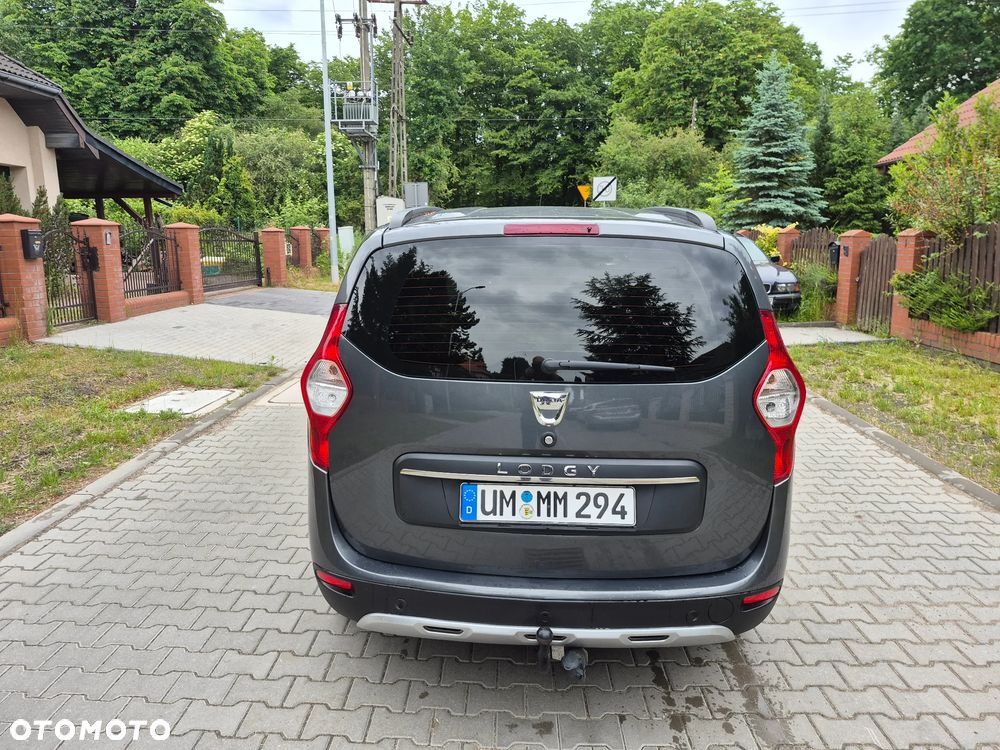 Dacia Lodgy SCe 100 Stepway - 10