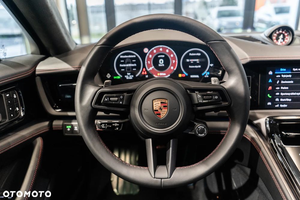 Porsche Panamera - 16