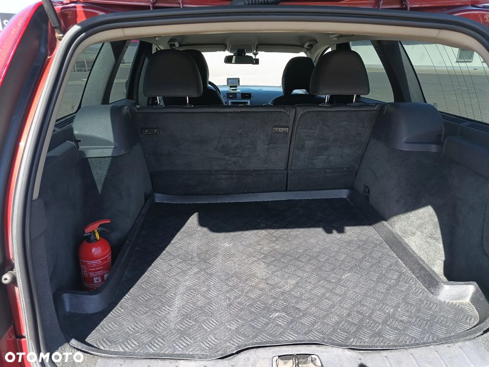 Volvo V50 - 17