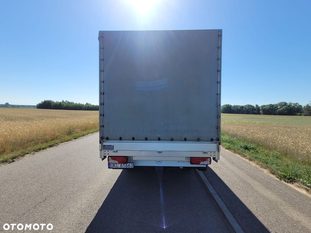 Mercedes-Benz Sprinter - 10