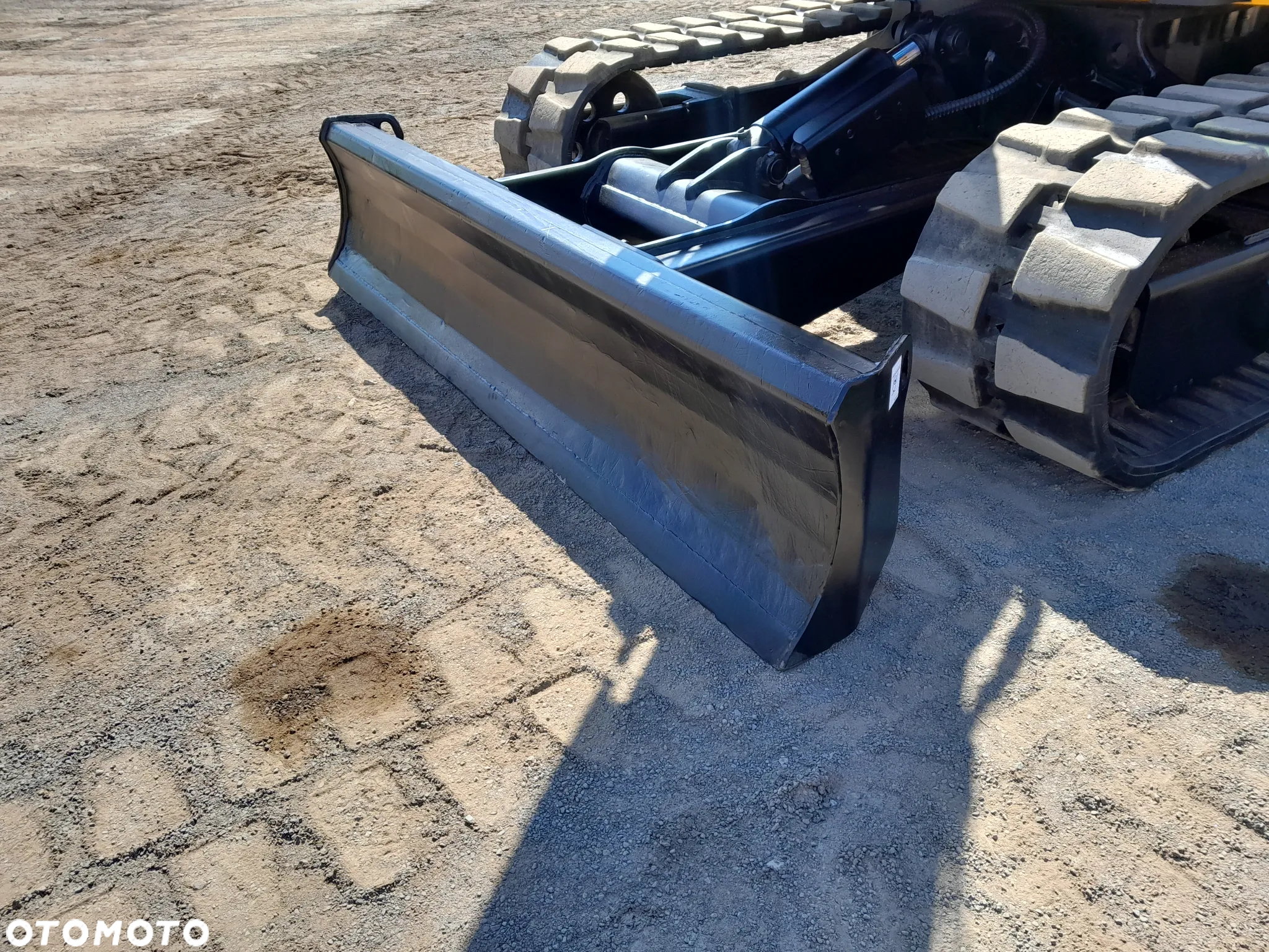 JCB 86C-2 - 18