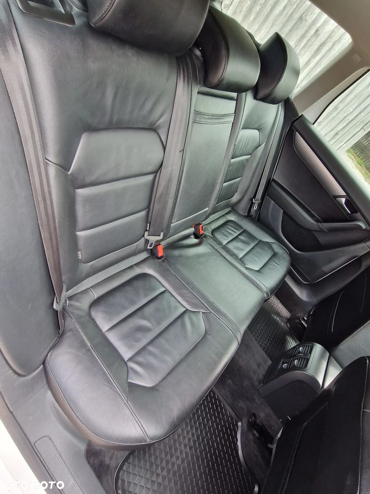 Volkswagen Passat 2.0 TDI DPF DSG Highline - 15