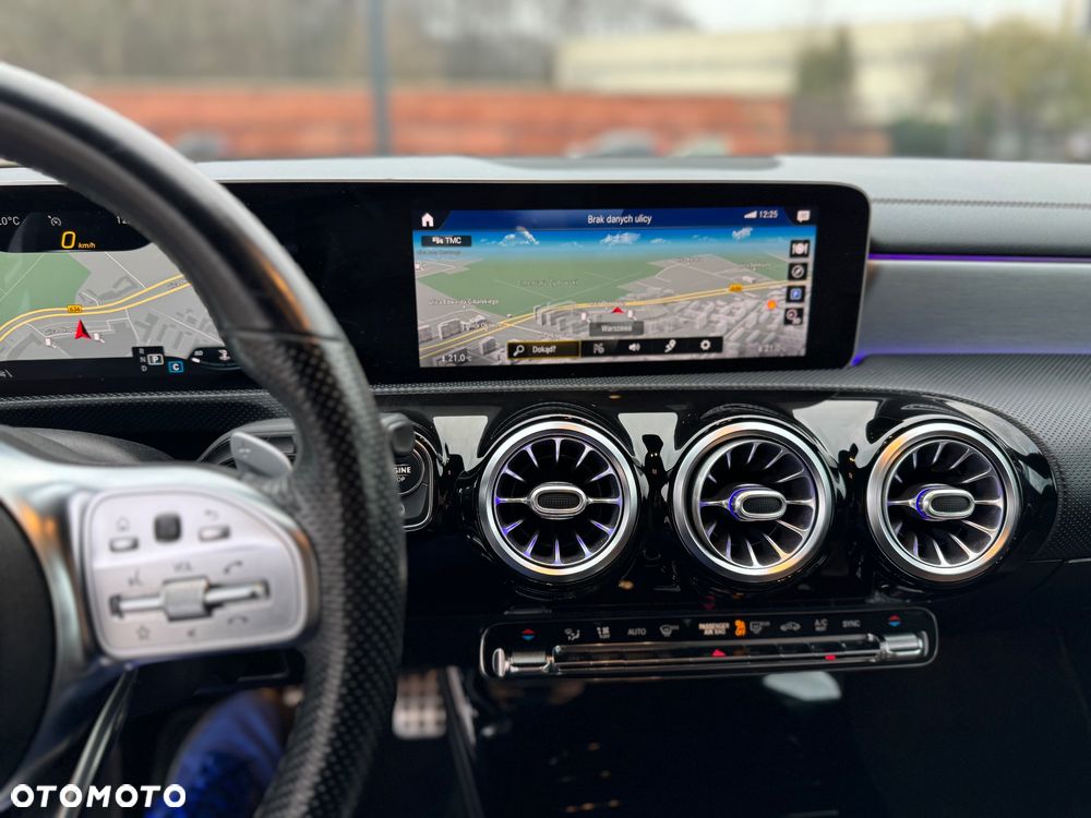 Mercedes-Benz CLA 180 d AMG Line 7G-DCT - 13
