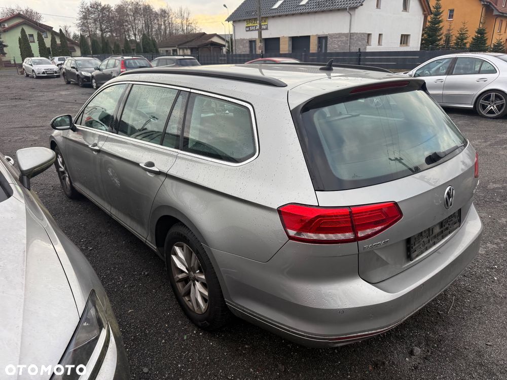 Volkswagen Passat 2.0 TDI (BlueMotion Technology) DSG Comfortline - 3