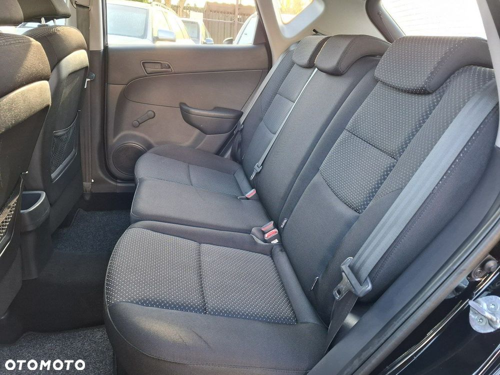 Hyundai i30 1.6 CRDi Comfort - 14