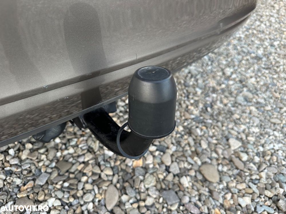 Volkswagen Golf Plus 1.2 TSI DSG Style - 19