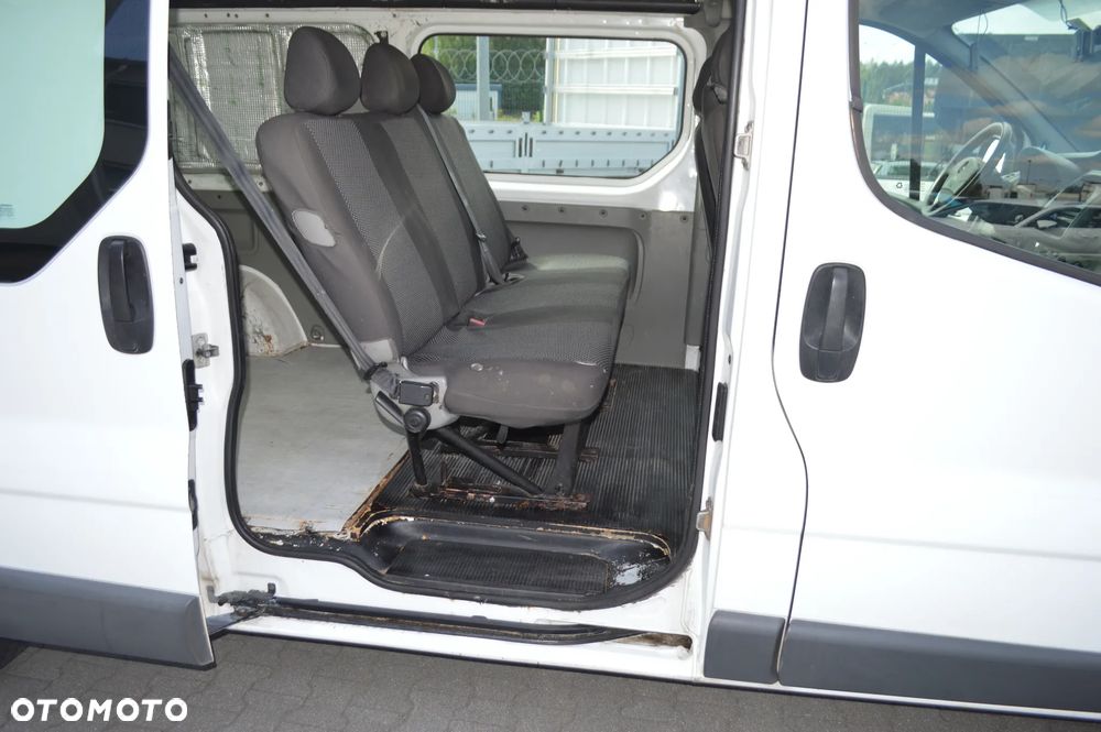 Opel Vivaro - 13