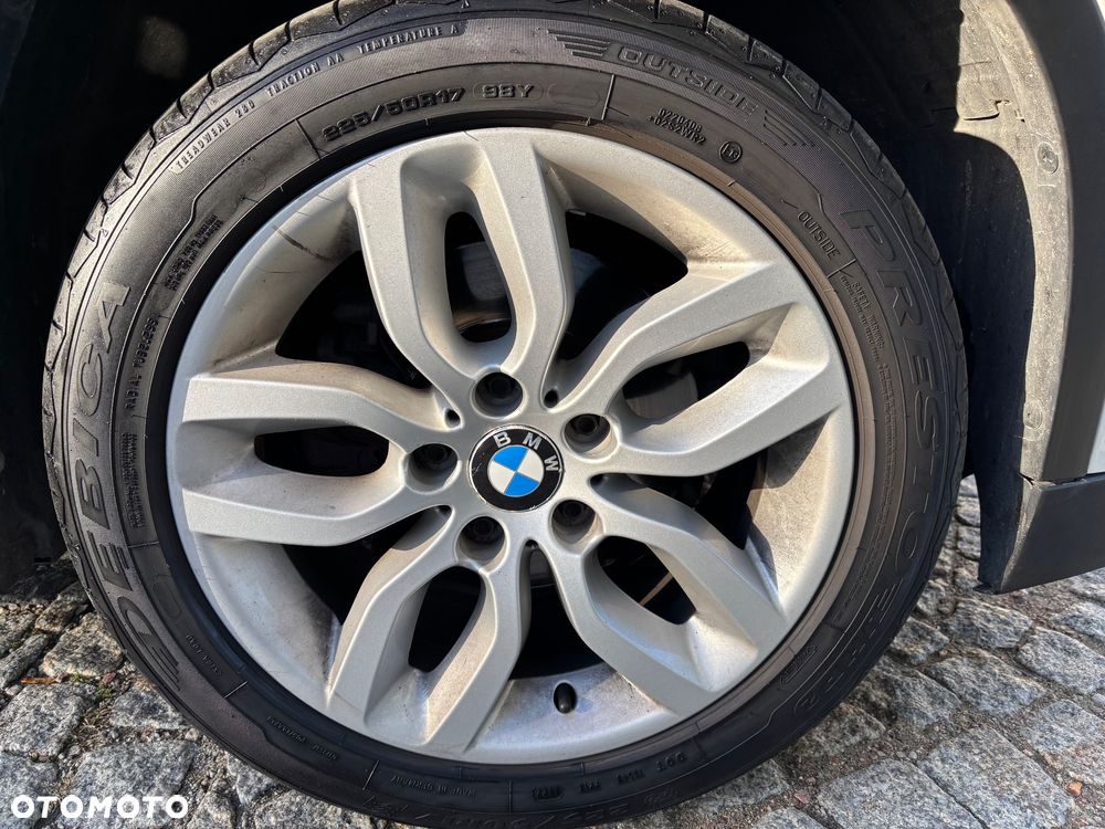 BMW X1 sDrive18d - 9