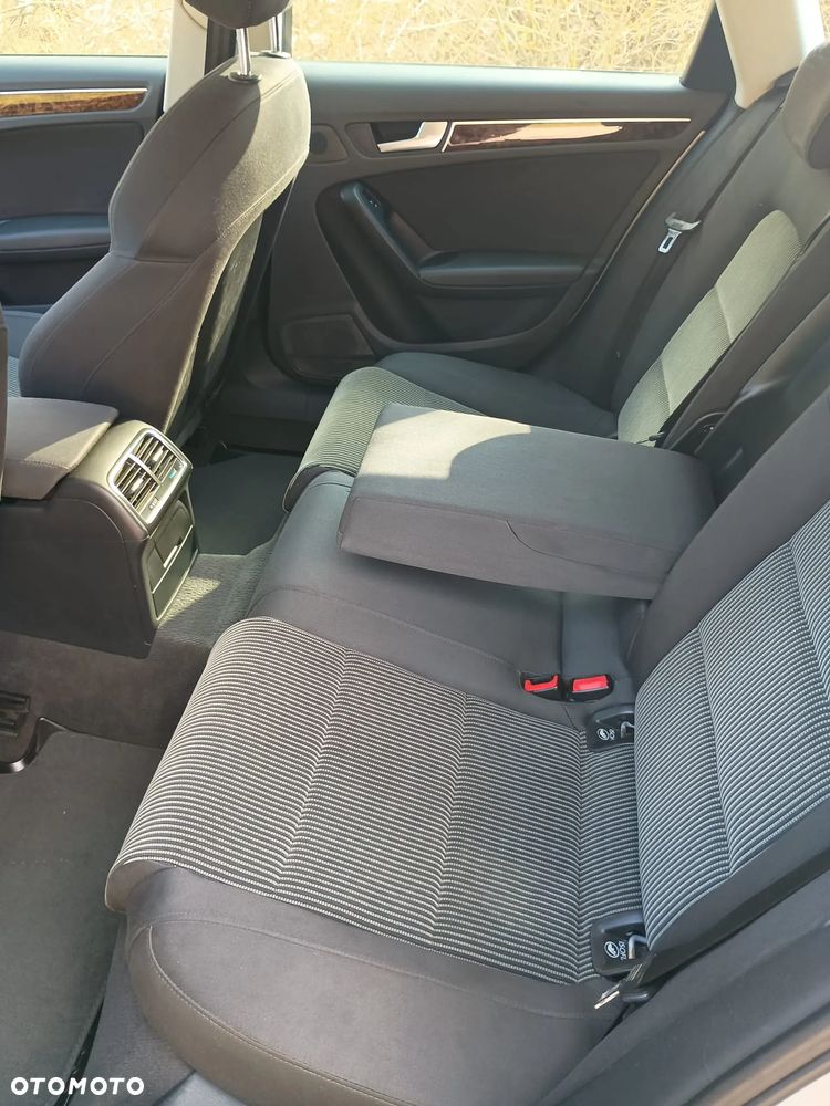 Audi A4 Avant 2.0 TDI Multitronic - 11