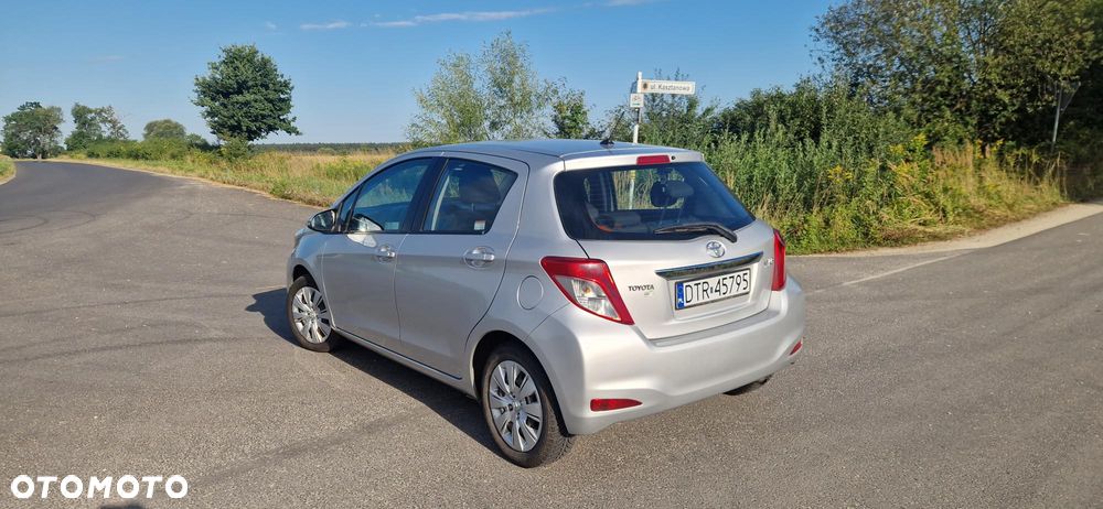 Toyota Yaris 1.0 Luna EU5 - 6