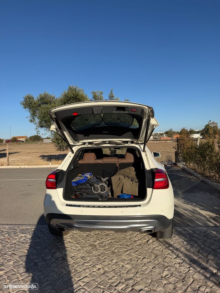 Mercedes-Benz GLA 200 (CDI) d 4Matic 7G-DCT Urban - 5