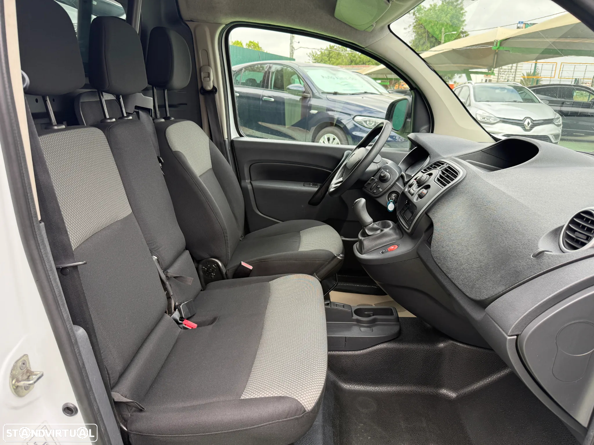 Renault KANGOO 3L - 18