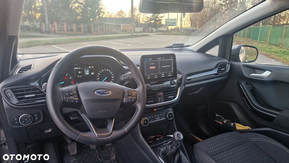 Ford Fiesta 1.1 S&S TITANIUM - 12