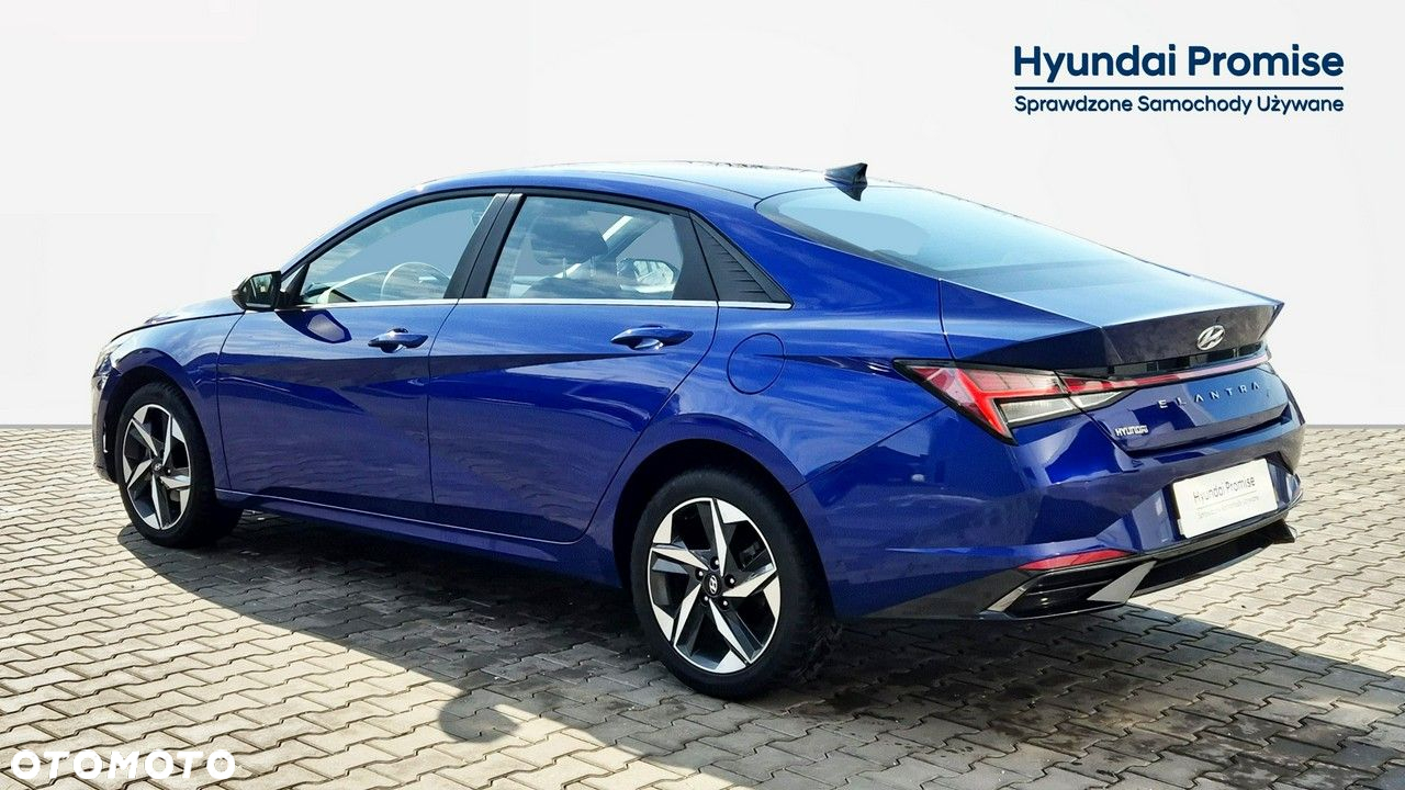 Hyundai Elantra - 6